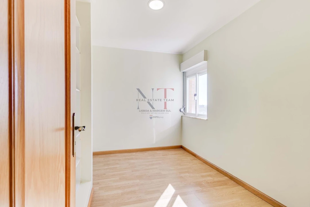 Apartamento T4 para Venda em Olivais Foto 8