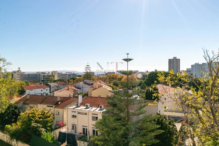 Apartamento T4 para Venda em Olivais Foto 14