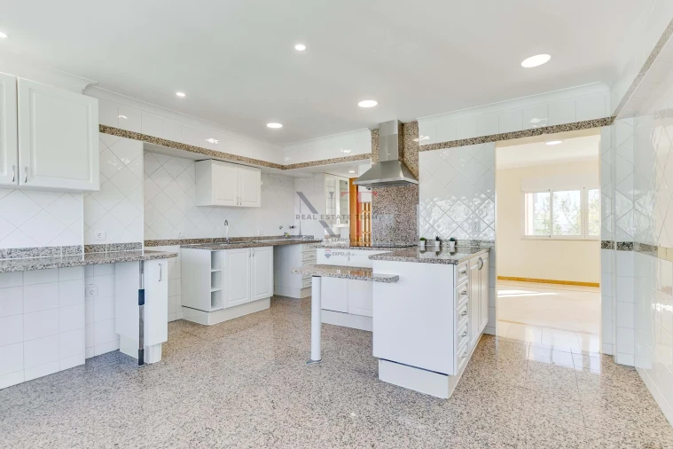 Apartamento T4 para Venda em Olivais