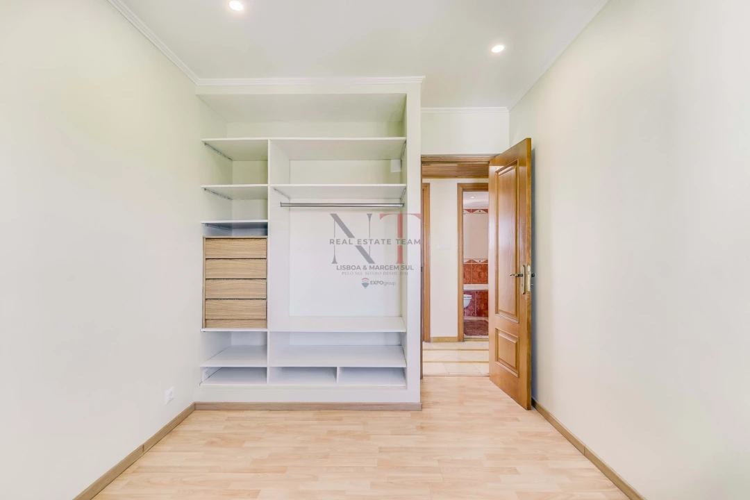 Apartamento T4 para Venda em Olivais Foto 20