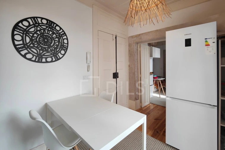 Apartamento para Venda em Santa Maria Maior Foto 8