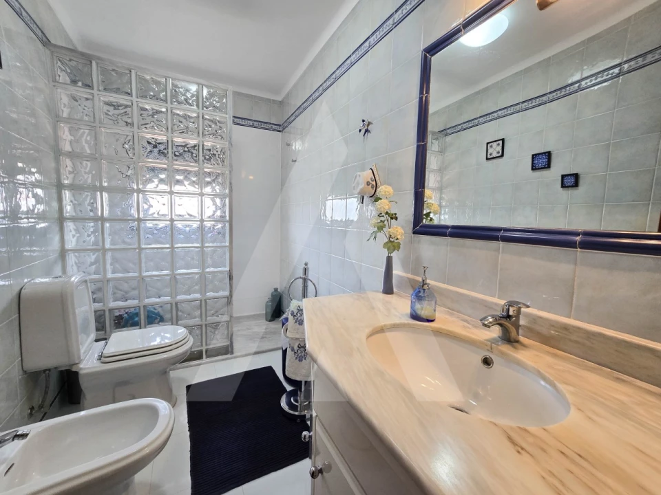 Moradia T3 para Venda em Aradas Foto 3