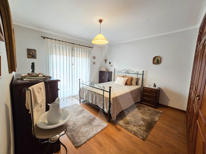 Moradia T3 para Venda em Aradas Foto 2