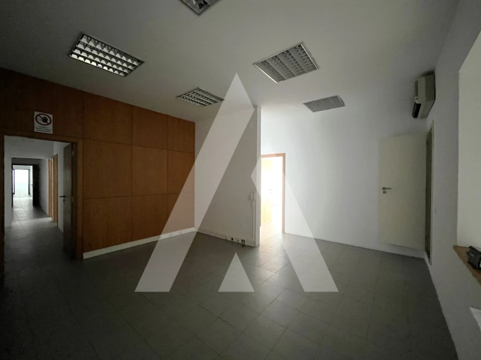 Loja para Venda em Évora (São Mamede, Sé, São Pedro e Santo Antão) Foto 6