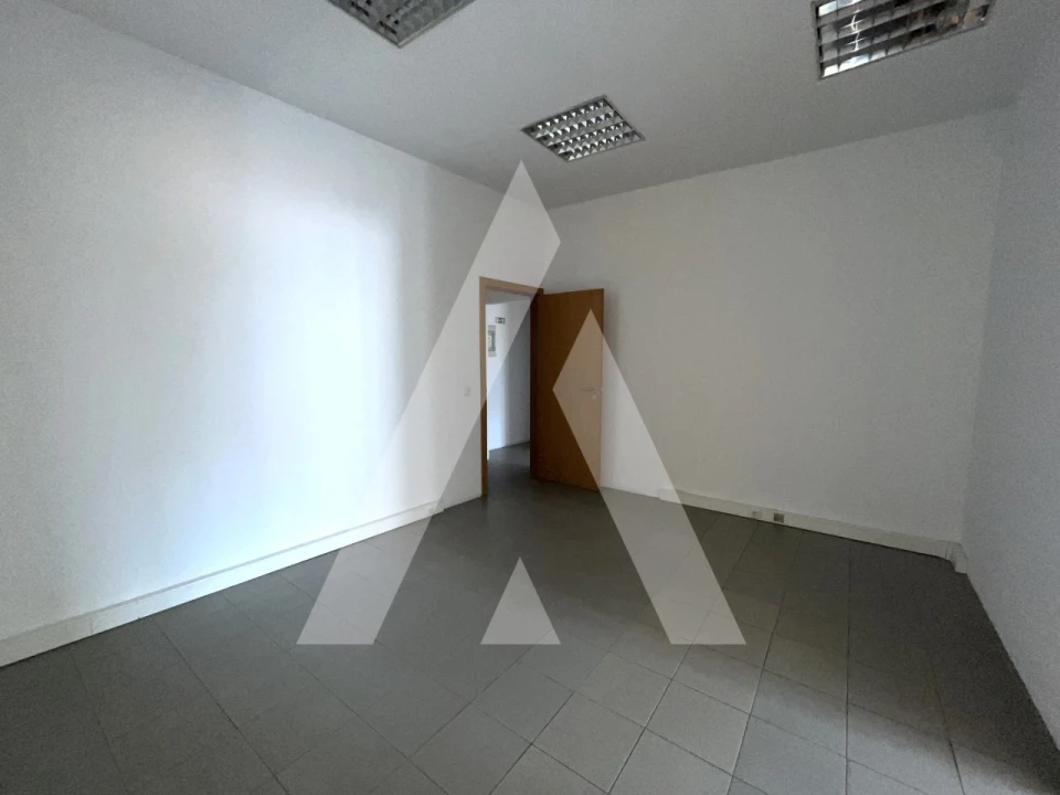 Loja para Venda em Évora (São Mamede, Sé, São Pedro e Santo Antão) Foto 10