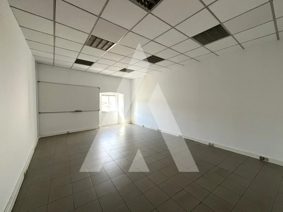 Loja para Venda em Évora (São Mamede, Sé, São Pedro e Santo Antão) Foto 16