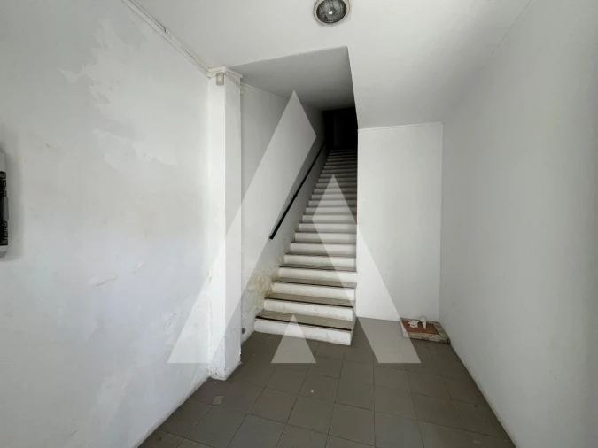 Loja para Venda em Évora (São Mamede, Sé, São Pedro e Santo Antão) Foto 3