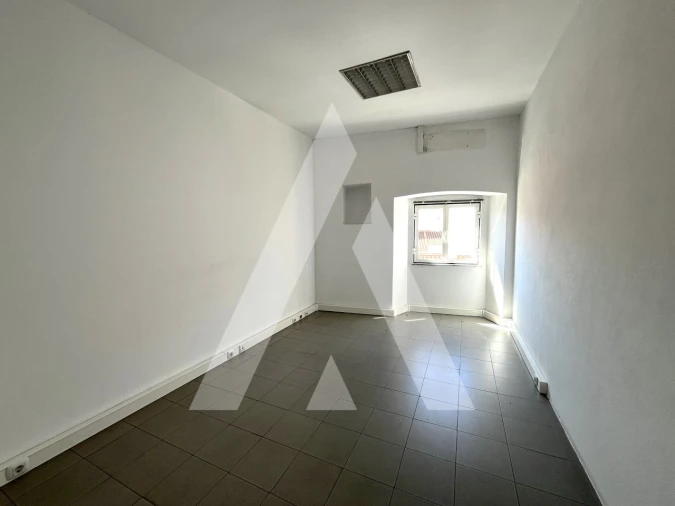 Loja para Venda em Évora (São Mamede, Sé, São Pedro e Santo Antão) Foto 14