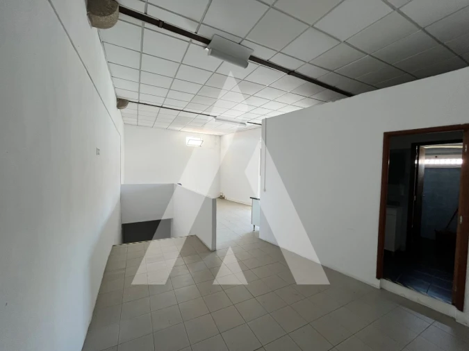 Loja para Venda em Évora (São Mamede, Sé, São Pedro e Santo Antão) Foto 18