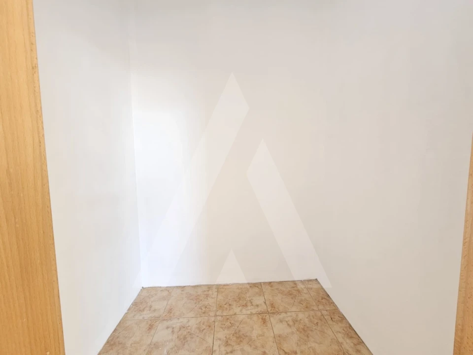 Loja para Arrendamento em Ílhavo (São Salvador) Foto 4