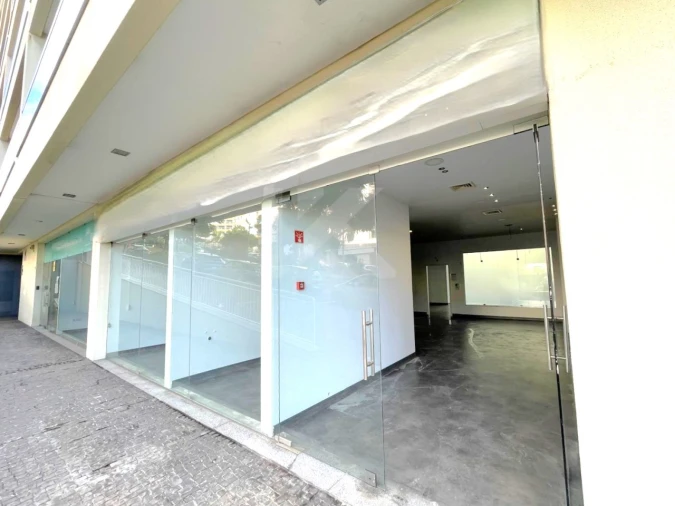 Loja para Arrendamento em São Martinho Foto 15