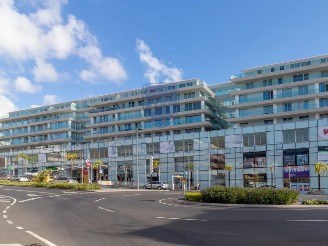 Apartamento T3 para Venda em Funchal (Se)