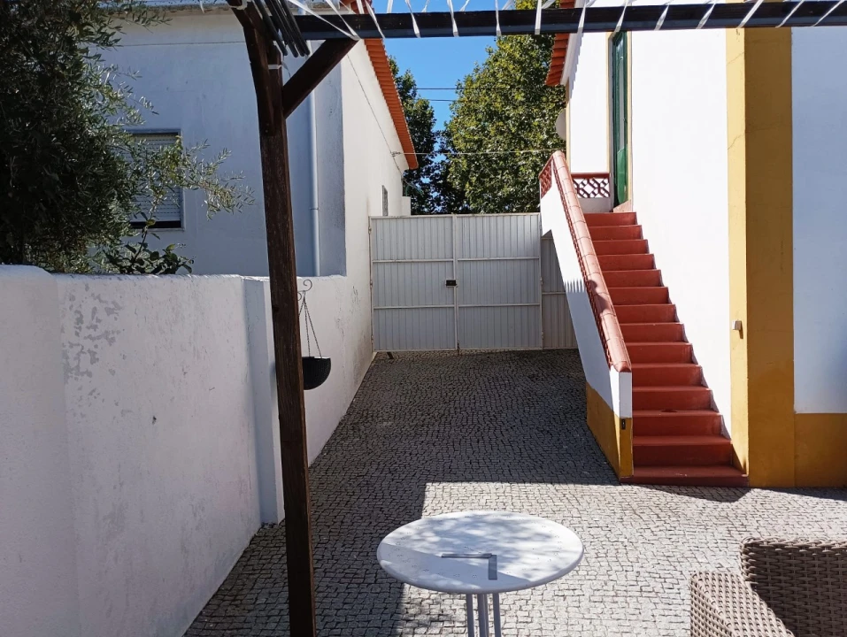 Moradia T9 para Venda em Vimieiro Foto 24