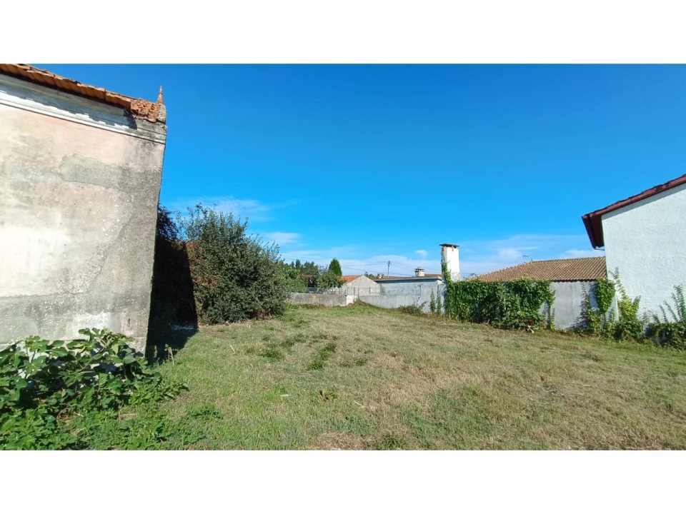 Terreno para Venda em Ouca Foto 2
