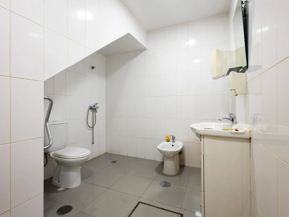 Prédio para Venda em Paião Foto 34