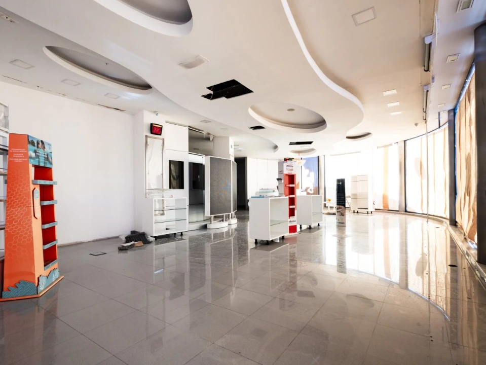 Prédio para Venda em Paião Foto 39