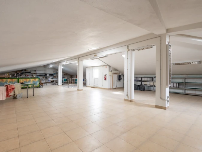 Prédio para Venda em Paião Foto 47