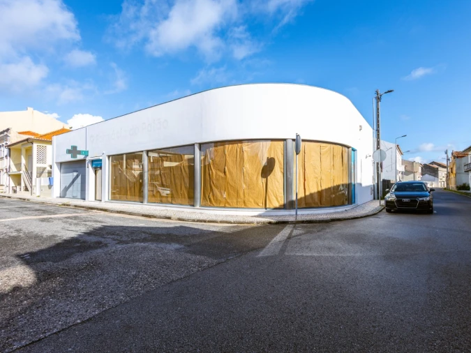 Prédio para Venda em Paião Foto 52