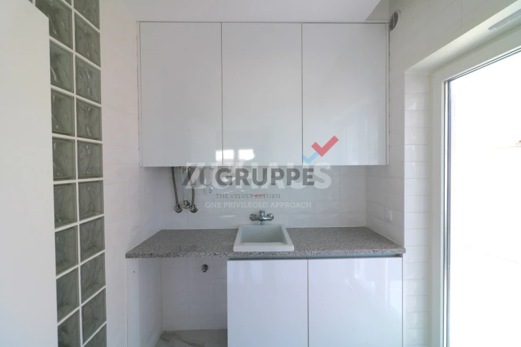 Moradia T4 para Venda em Santa Joana Foto 10