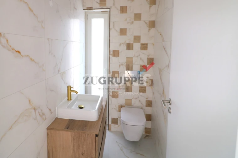 Moradia T4 para Venda em Santa Joana Foto 12