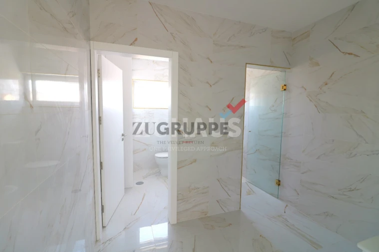 Moradia T4 para Venda em Santa Joana Foto 31