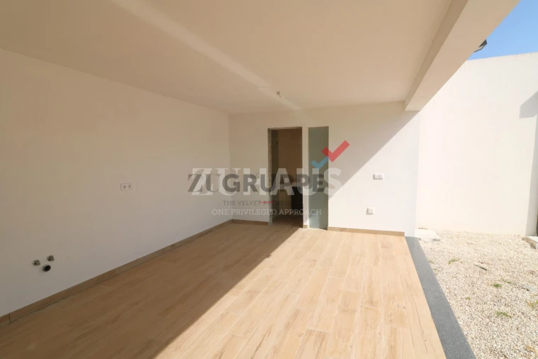 Moradia T4 para Venda em Santa Joana Foto 40