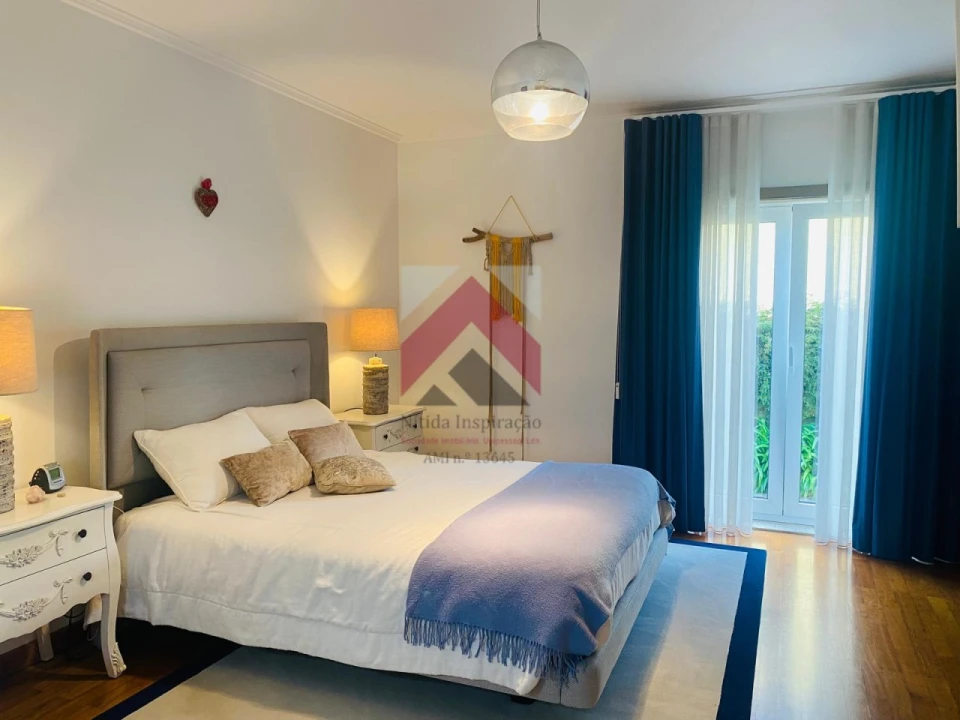 Moradia T6 para Venda em Palhaça Foto 28