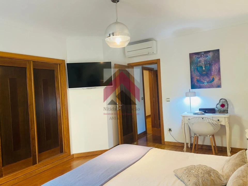 Moradia T6 para Venda em Palhaça Foto 30