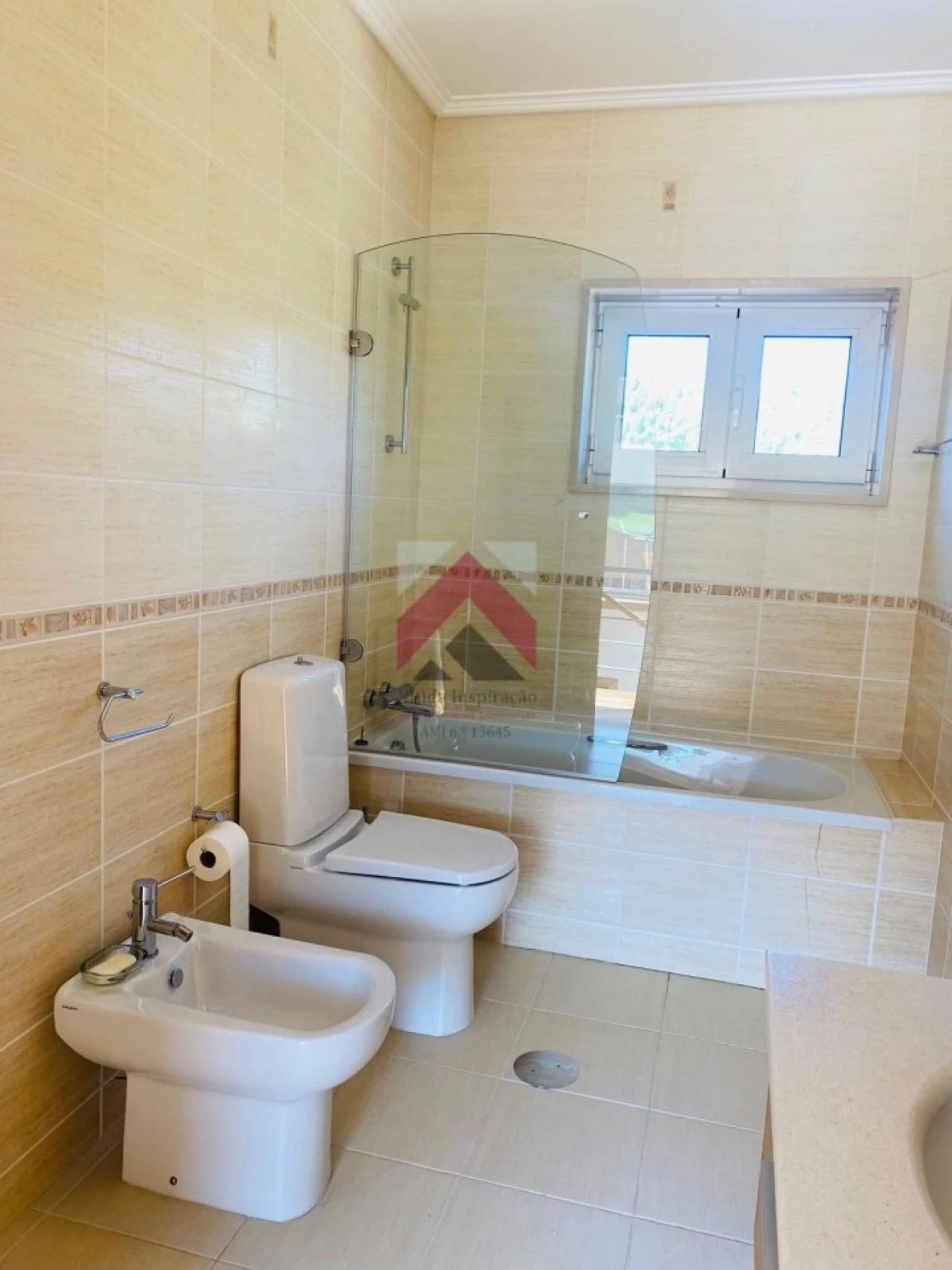 Moradia T6 para Venda em Palhaça Foto 46