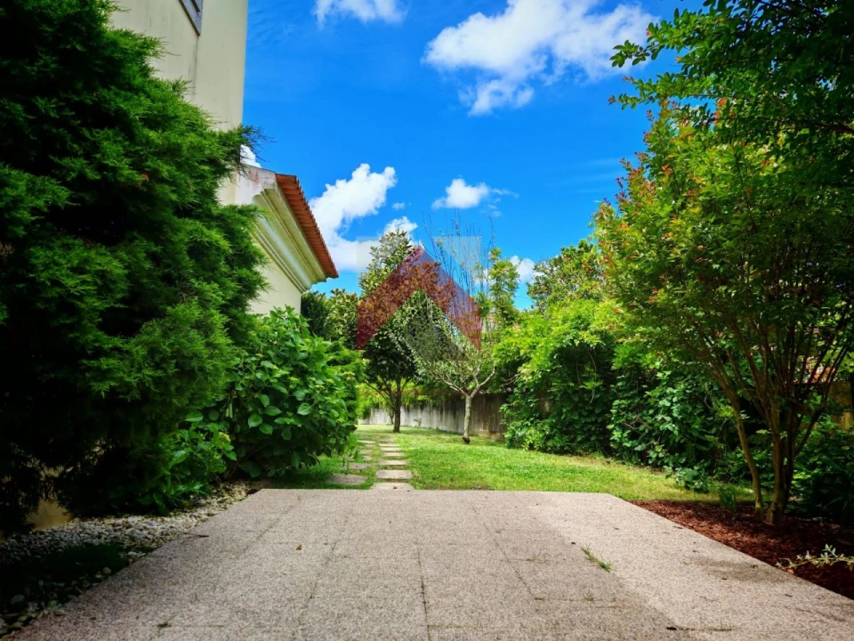 Moradia T6 para Venda em Palhaça Foto 52