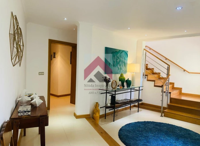 Moradia T6 para Venda em Palhaça Foto 3