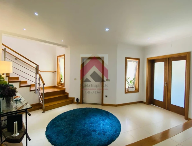 Moradia T6 para Venda em Palhaça Foto 5