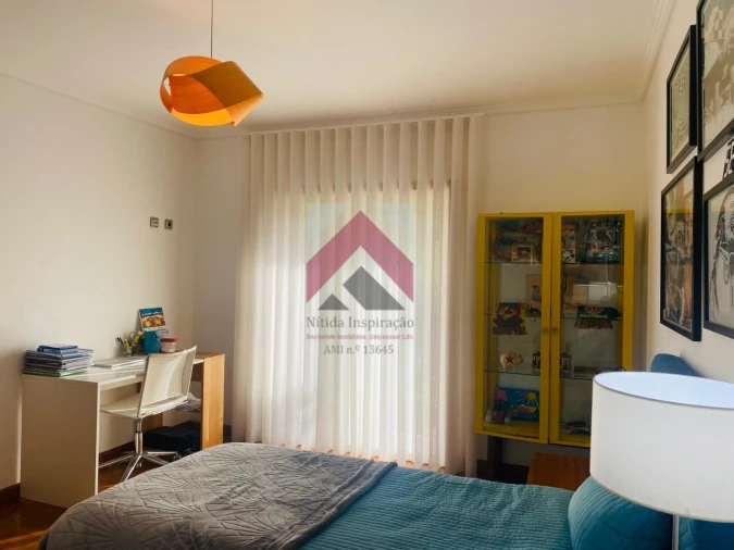 Moradia T6 para Venda em Palhaça Foto 24