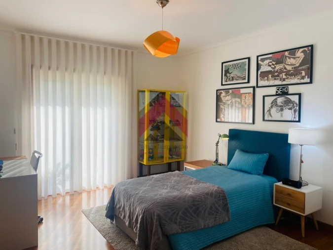 Moradia T6 para Venda em Palhaça Foto 25