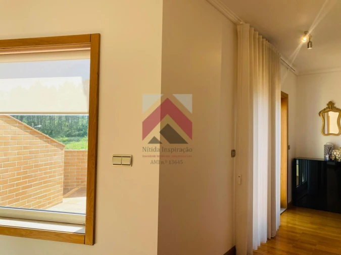 Moradia T6 para Venda em Palhaça Foto 45