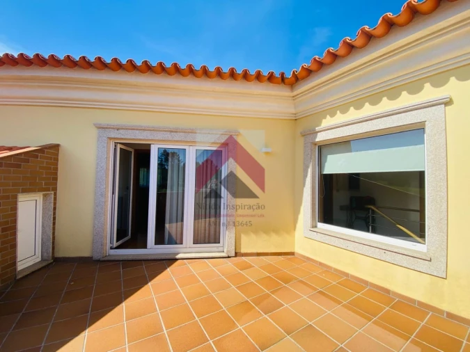 Moradia T6 para Venda em Palhaça Foto 49