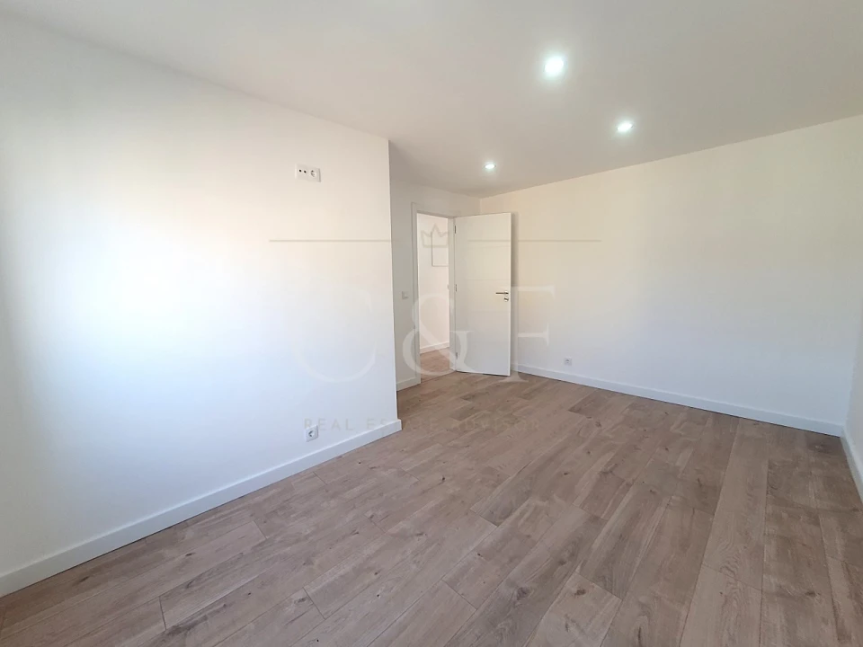 Apartamento T3 para Venda em Alverca do Ribatejo e Sobralinho Foto 12