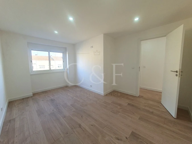 Apartamento T3 para Venda em Alverca do Ribatejo e Sobralinho Foto 10