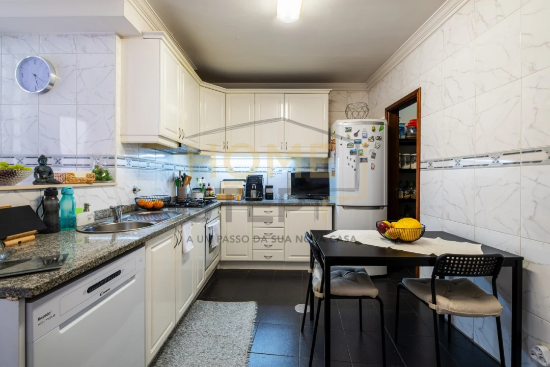 Apartamento T1 para Venda em Canidelo Foto 10