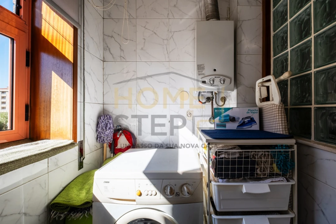 Apartamento T1 para Venda em Canidelo Foto 14