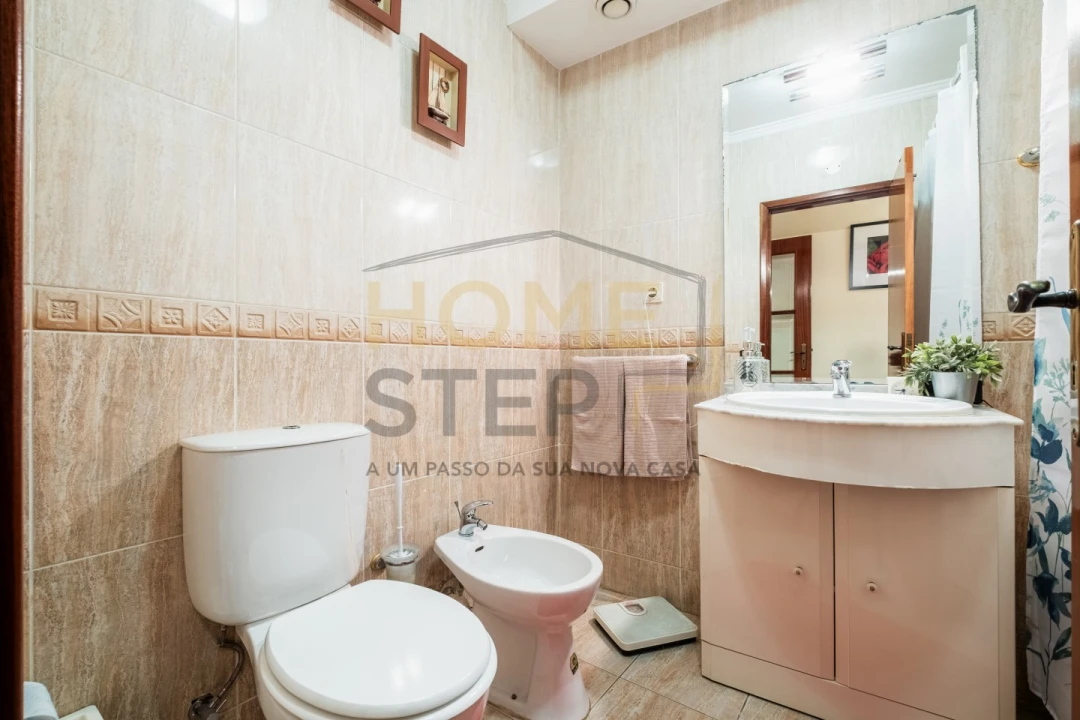 Apartamento T1 para Venda em Canidelo Foto 17