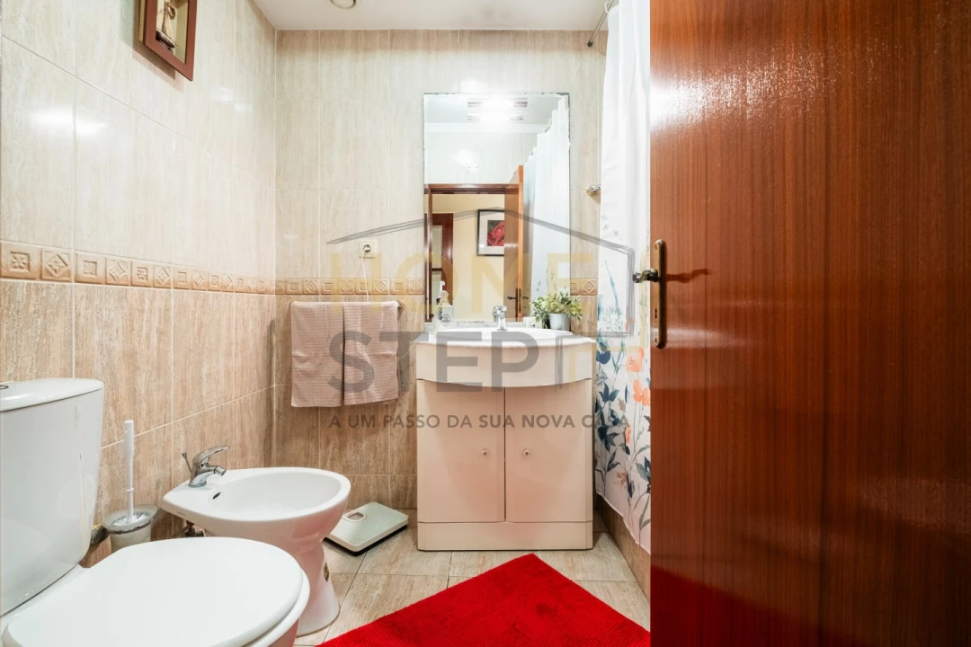 Apartamento T1 para Venda em Canidelo Foto 18