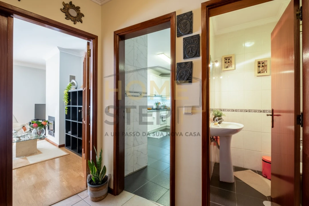 Apartamento T1 para Venda em Canidelo Foto 32