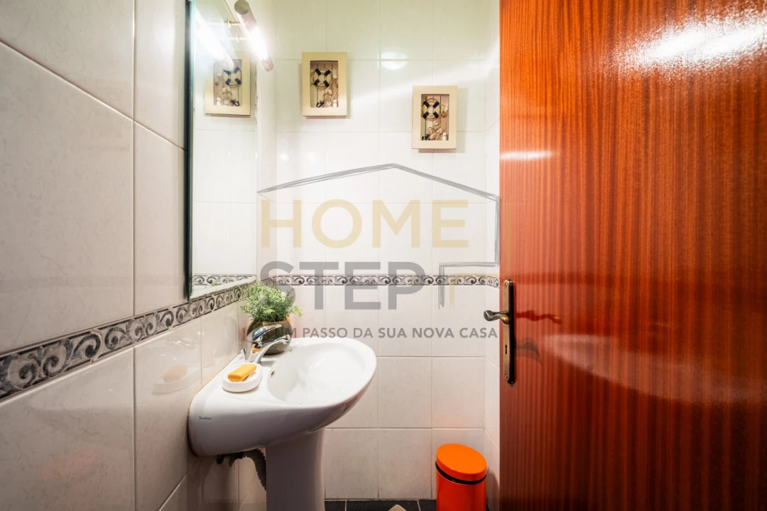 Apartamento T1 para Venda em Canidelo Foto 33