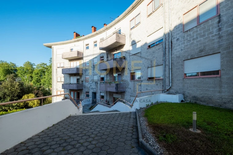 Apartamento T1 para Venda em Canidelo Foto 38