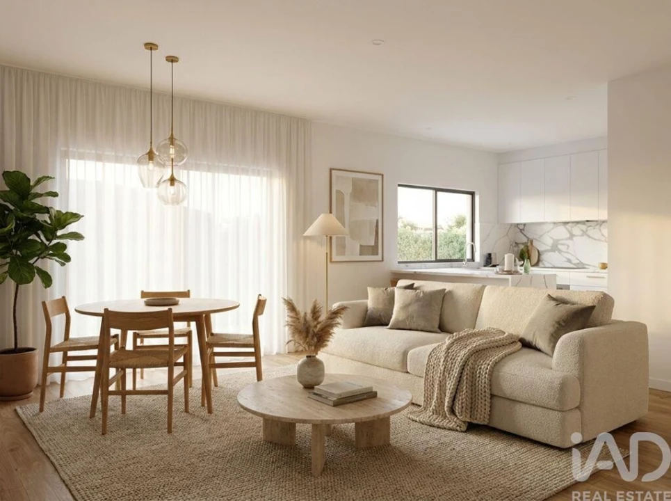 Apartamento T1 para Venda em Corroios Foto 1