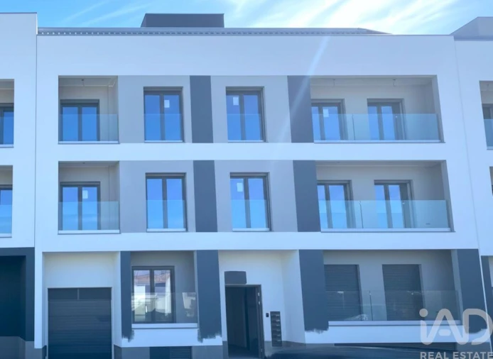 Apartamento T1 para Venda em Corroios Foto 10