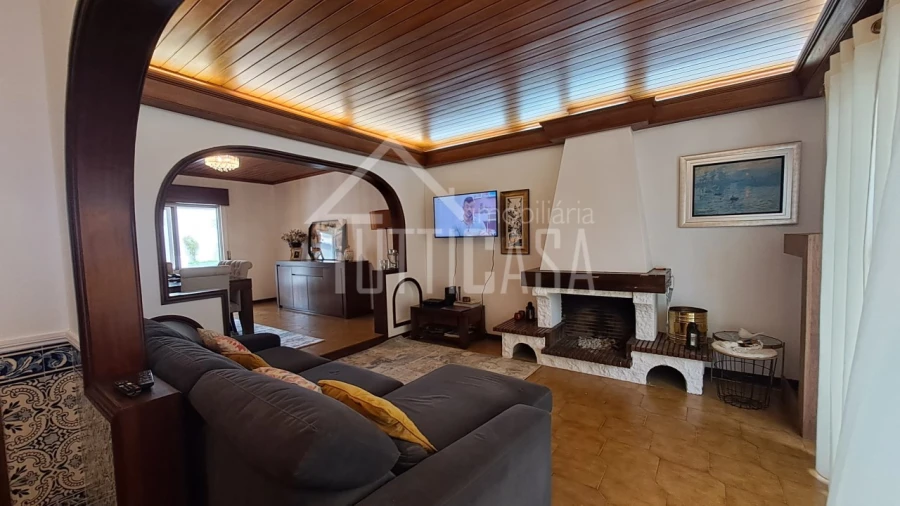 Moradia T4 para Venda em Amora Foto 12