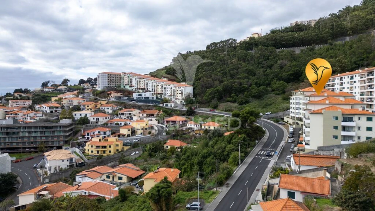 Apartamento T1 para Venda em Caniço Foto 15