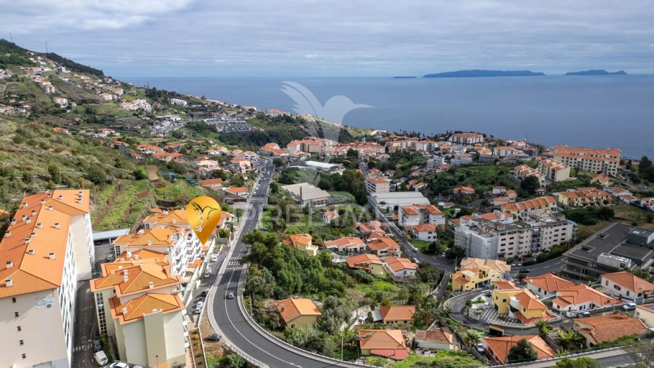Apartamento T1 para Venda em Caniço Foto 14